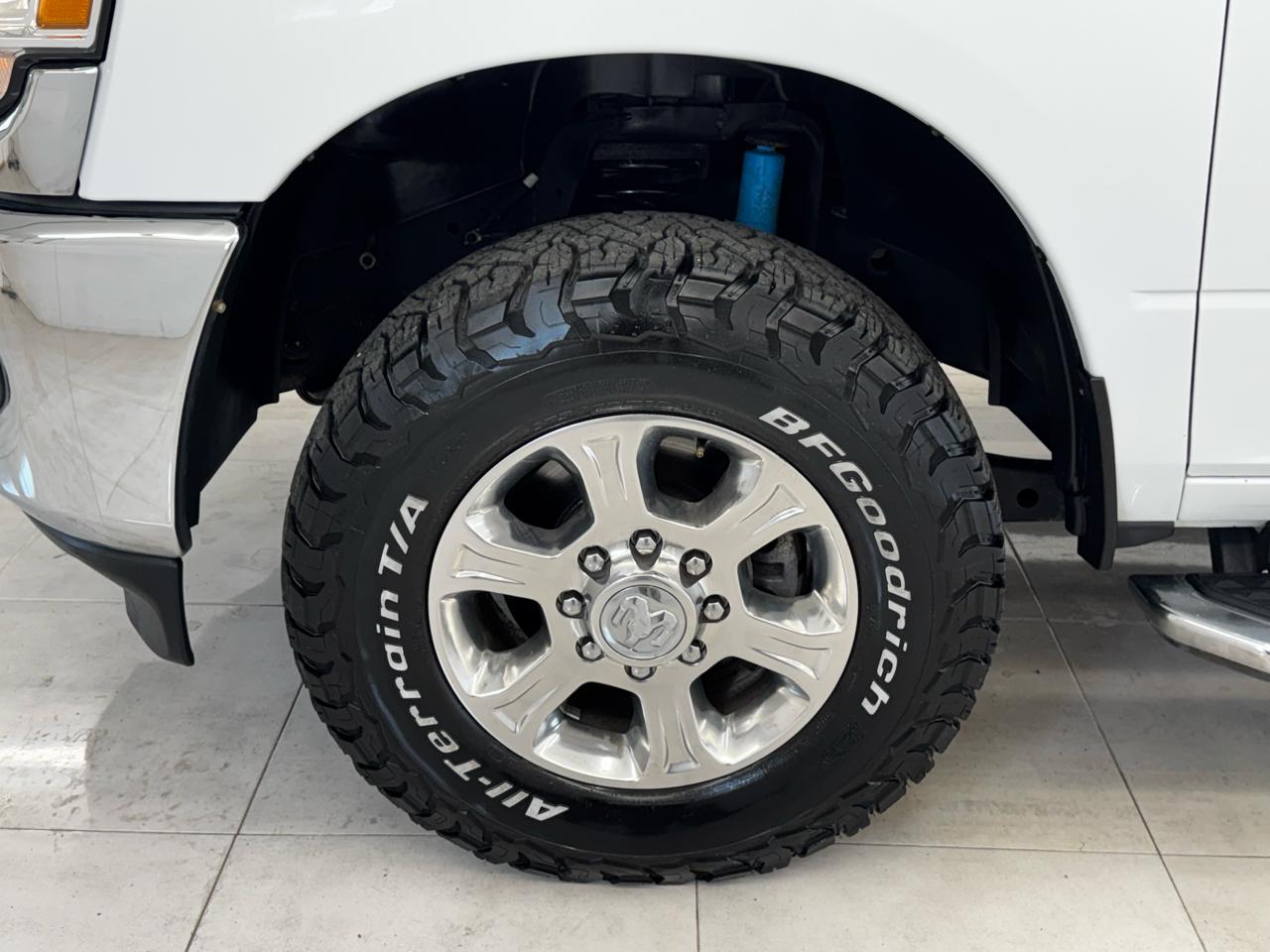 RAM 2500 Big Horn 4x4 Crew Cab 6'4" Box 2024