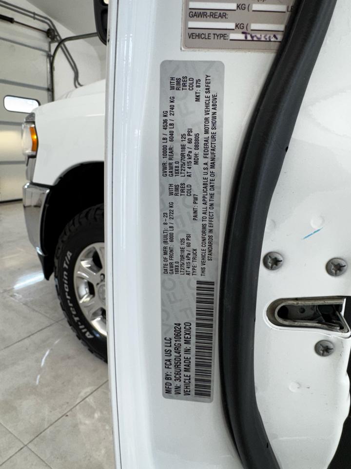 RAM 2500 Big Horn 4x4 Crew Cab 6'4" Box 2024