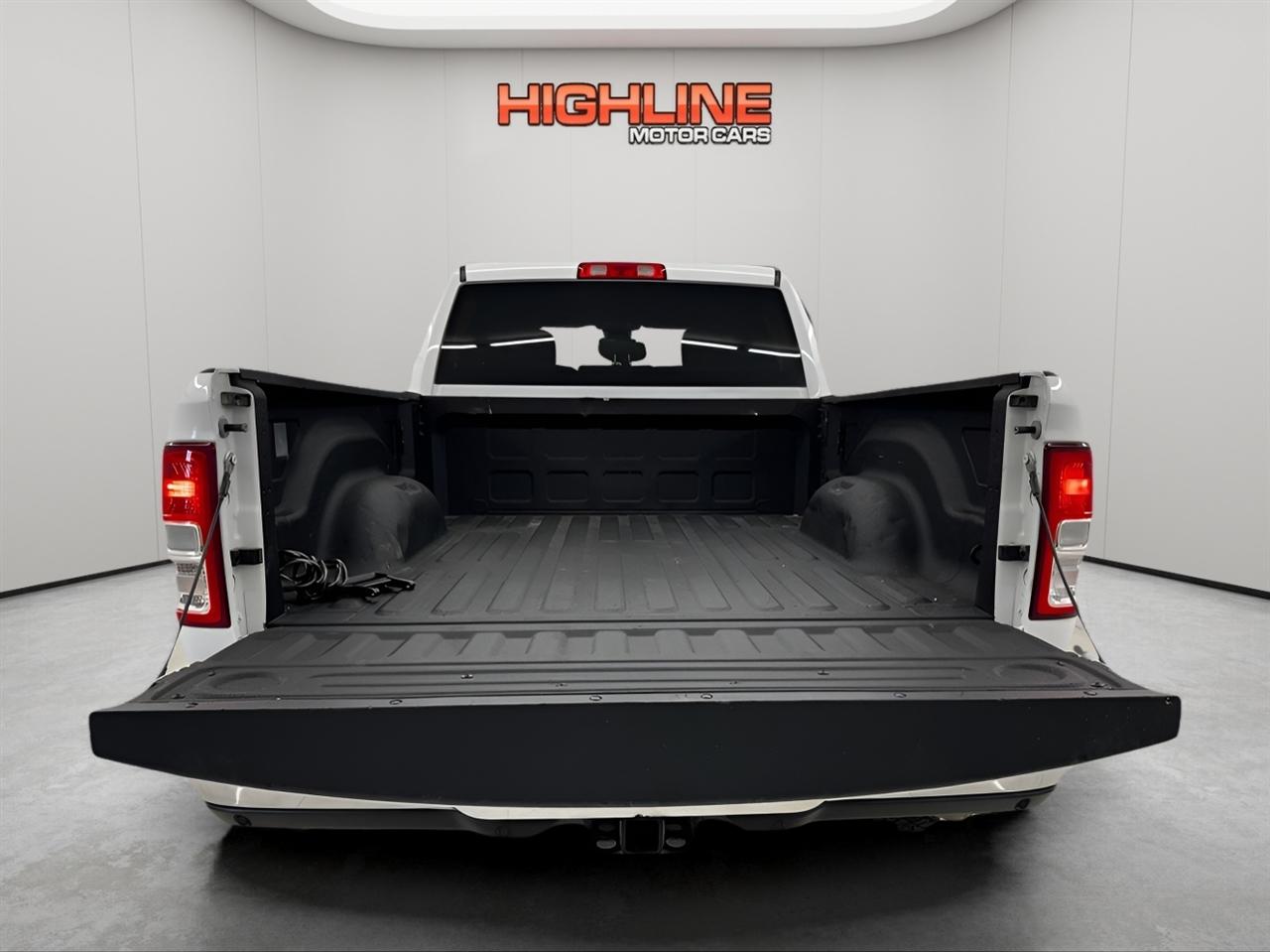 RAM 2500 Big Horn 4x4 Crew Cab 6'4" Box 2024