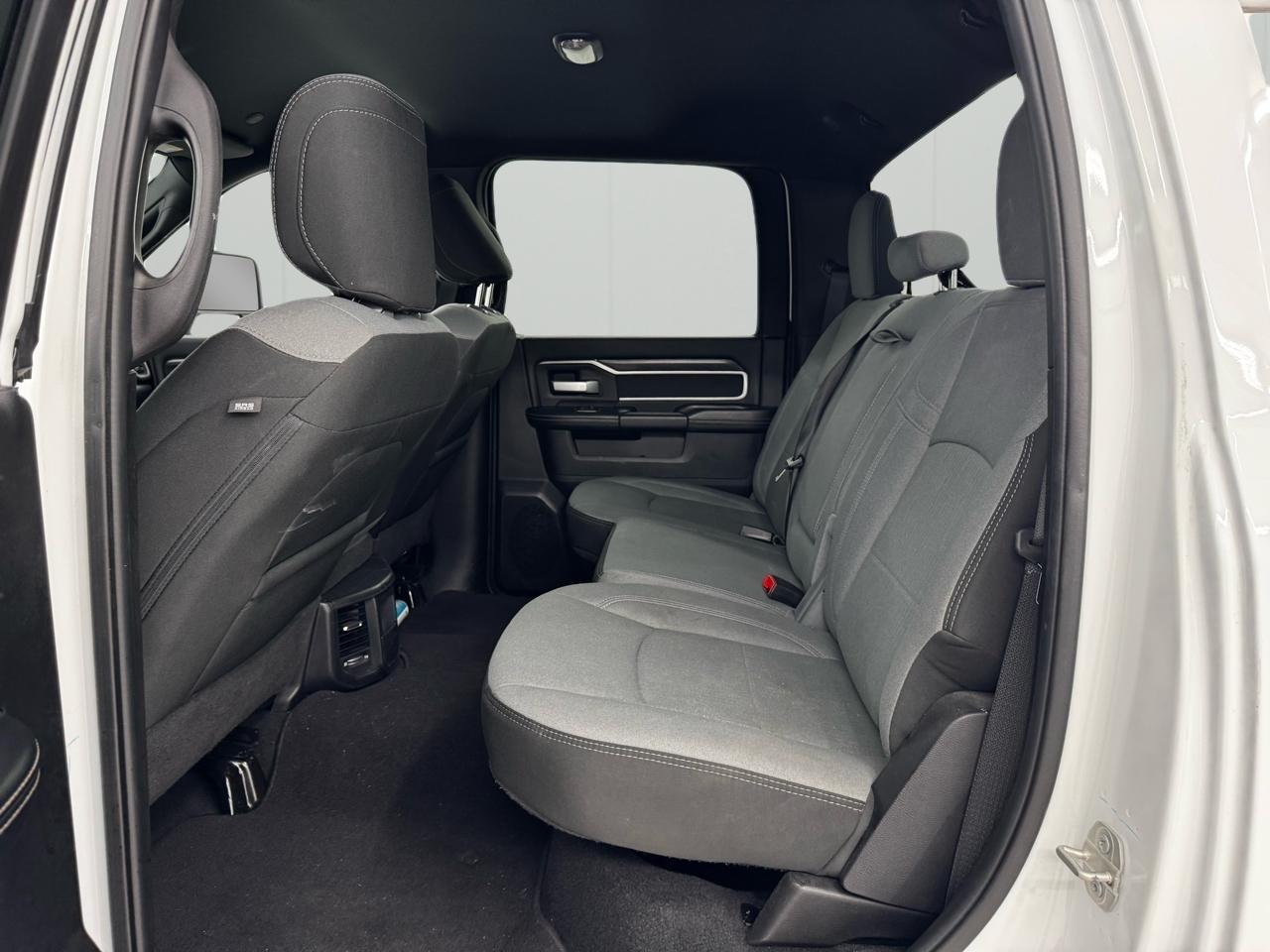 RAM 2500 Big Horn 4x4 Crew Cab 6'4" Box 2024