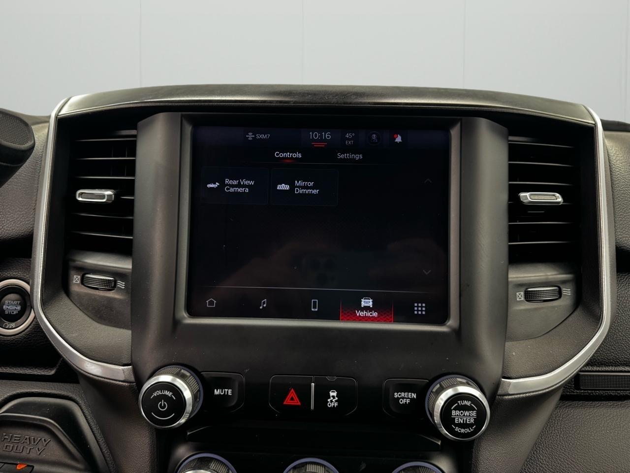 RAM 2500 Big Horn 4x4 Crew Cab 6'4" Box 2024