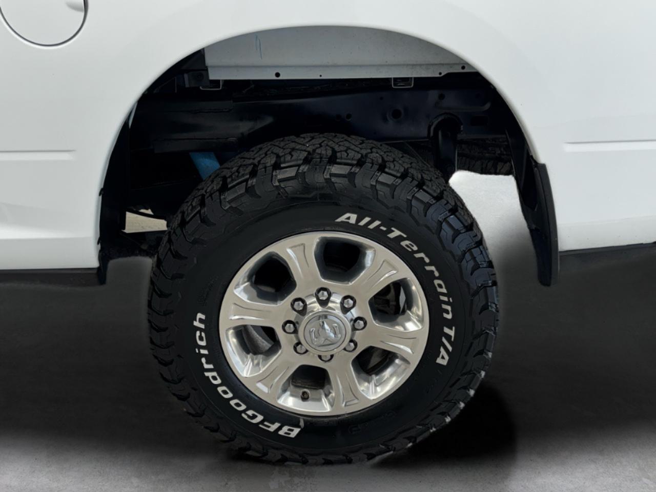 RAM 2500 Big Horn 4x4 Crew Cab 6'4" Box 2024