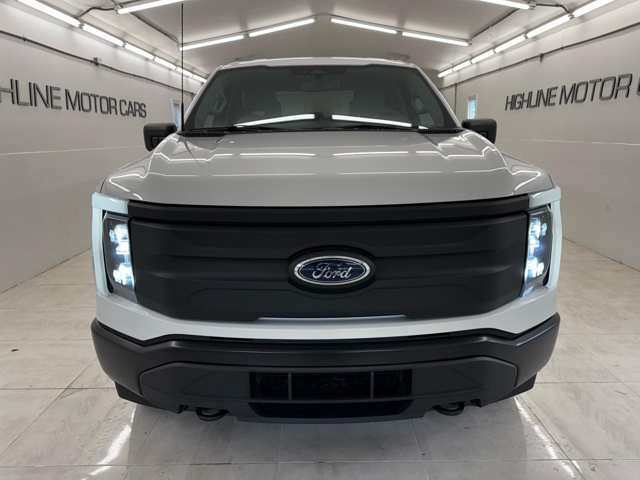 Ford F-150 Lightning LARIAT 4WD SuperCrew 5.5' Box 2022