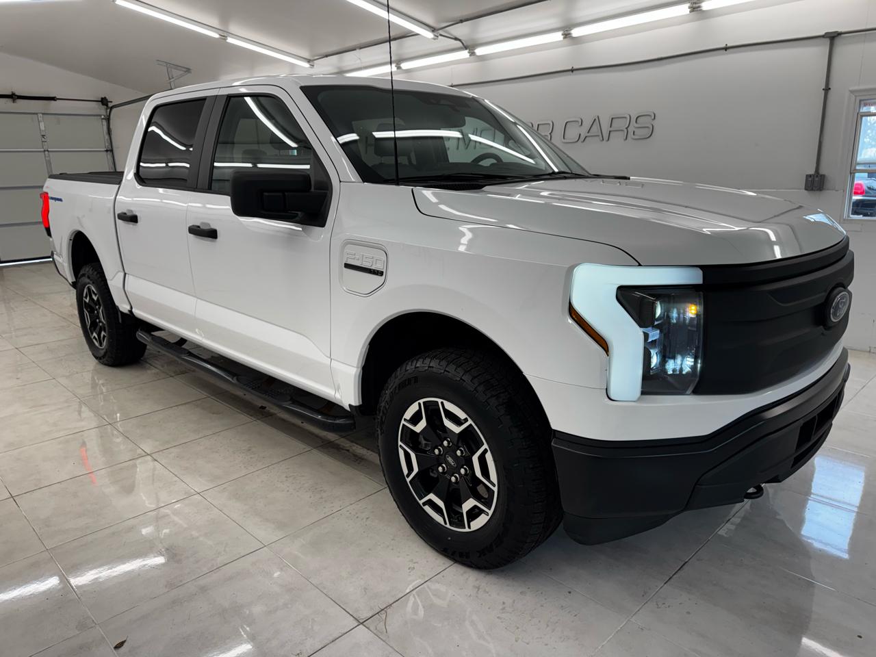 Ford F-150 Lightning LARIAT 4WD SuperCrew 5.5' Box 2022