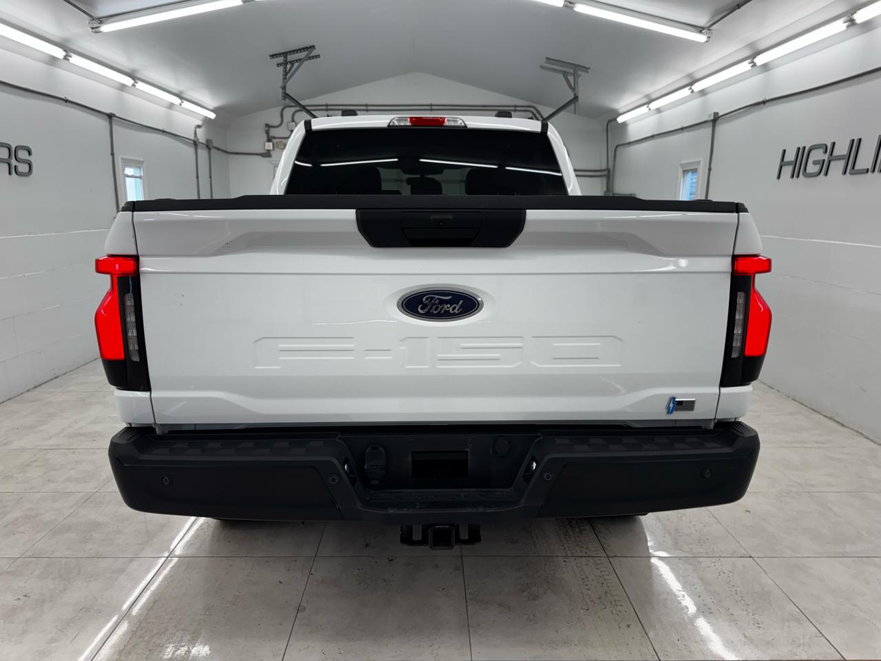 Ford F-150 Lightning LARIAT 4WD SuperCrew 5.5' Box 2022