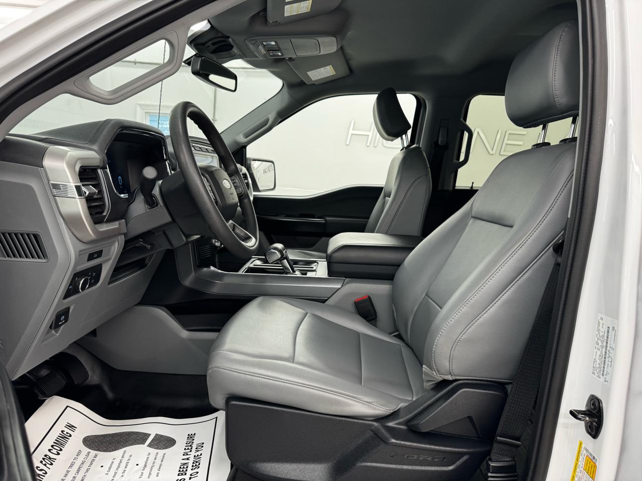 Ford F-150 Lightning LARIAT 4WD SuperCrew 5.5' Box 2022