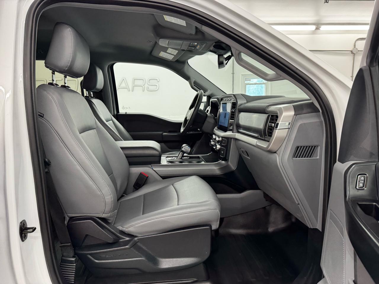 Ford F-150 Lightning LARIAT 4WD SuperCrew 5.5' Box 2022