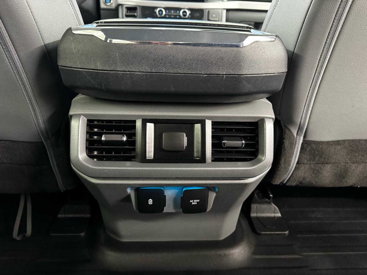 Ford F-150 Lightning LARIAT 4WD SuperCrew 5.5' Box 2022