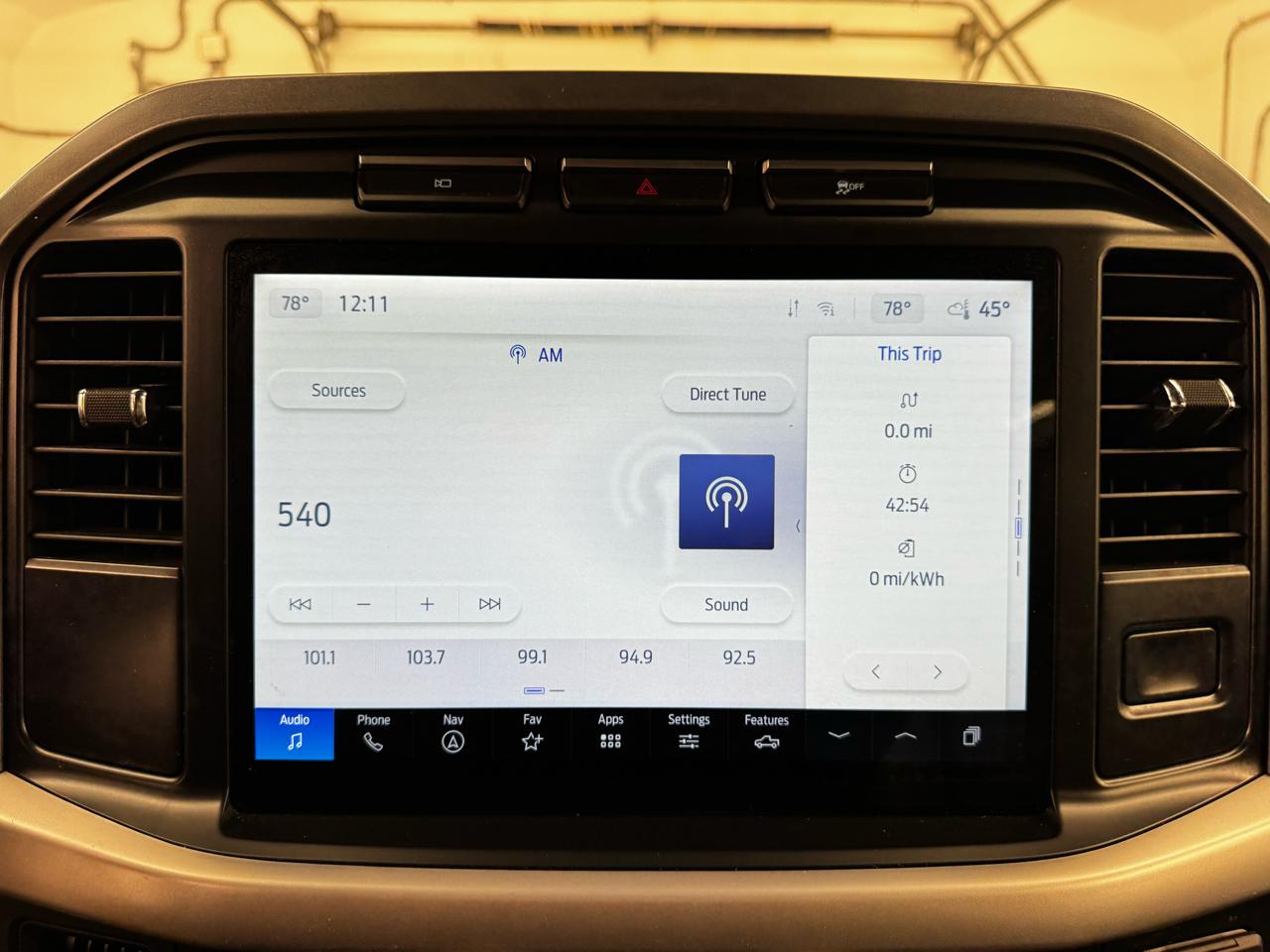 Ford F-150 Lightning LARIAT 4WD SuperCrew 5.5' Box 2022