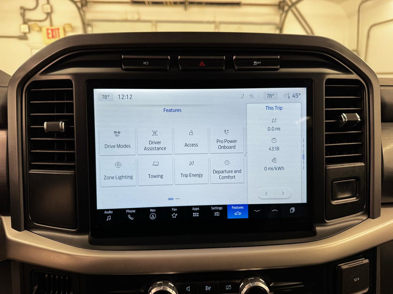 Ford F-150 Lightning LARIAT 4WD SuperCrew 5.5' Box 2022