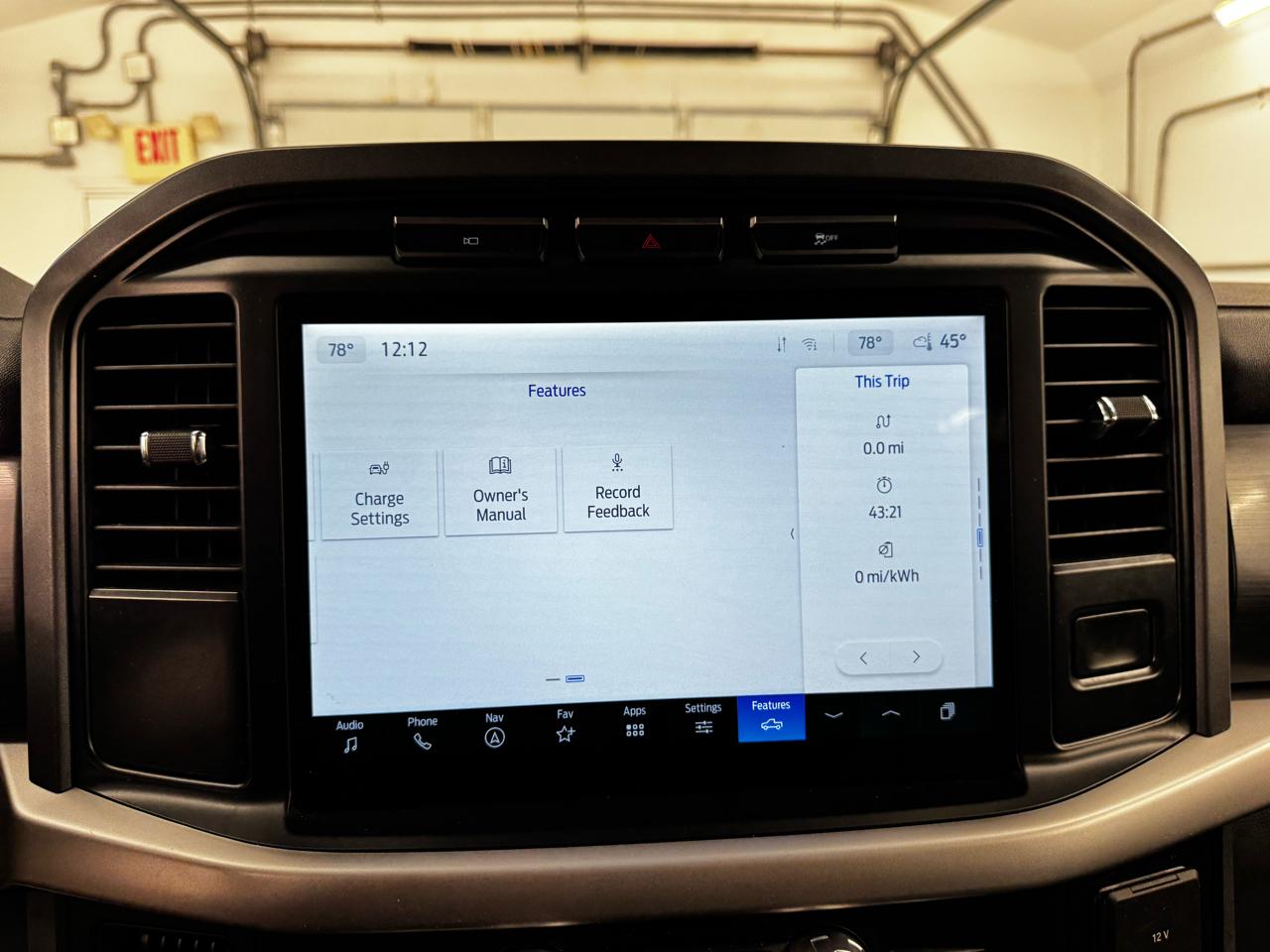 Ford F-150 Lightning LARIAT 4WD SuperCrew 5.5' Box 2022