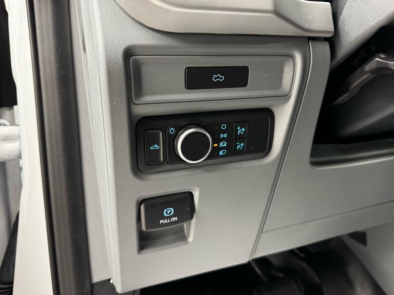 Ford F-150 Lightning LARIAT 4WD SuperCrew 5.5' Box 2022