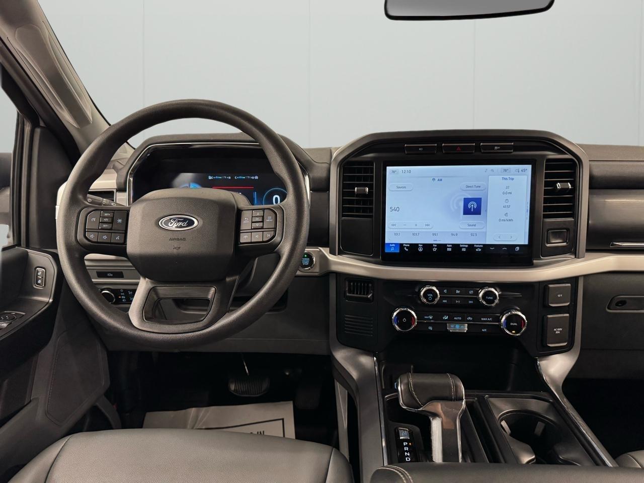 Ford F-150 Lightning LARIAT 4WD SuperCrew 5.5' Box 2022