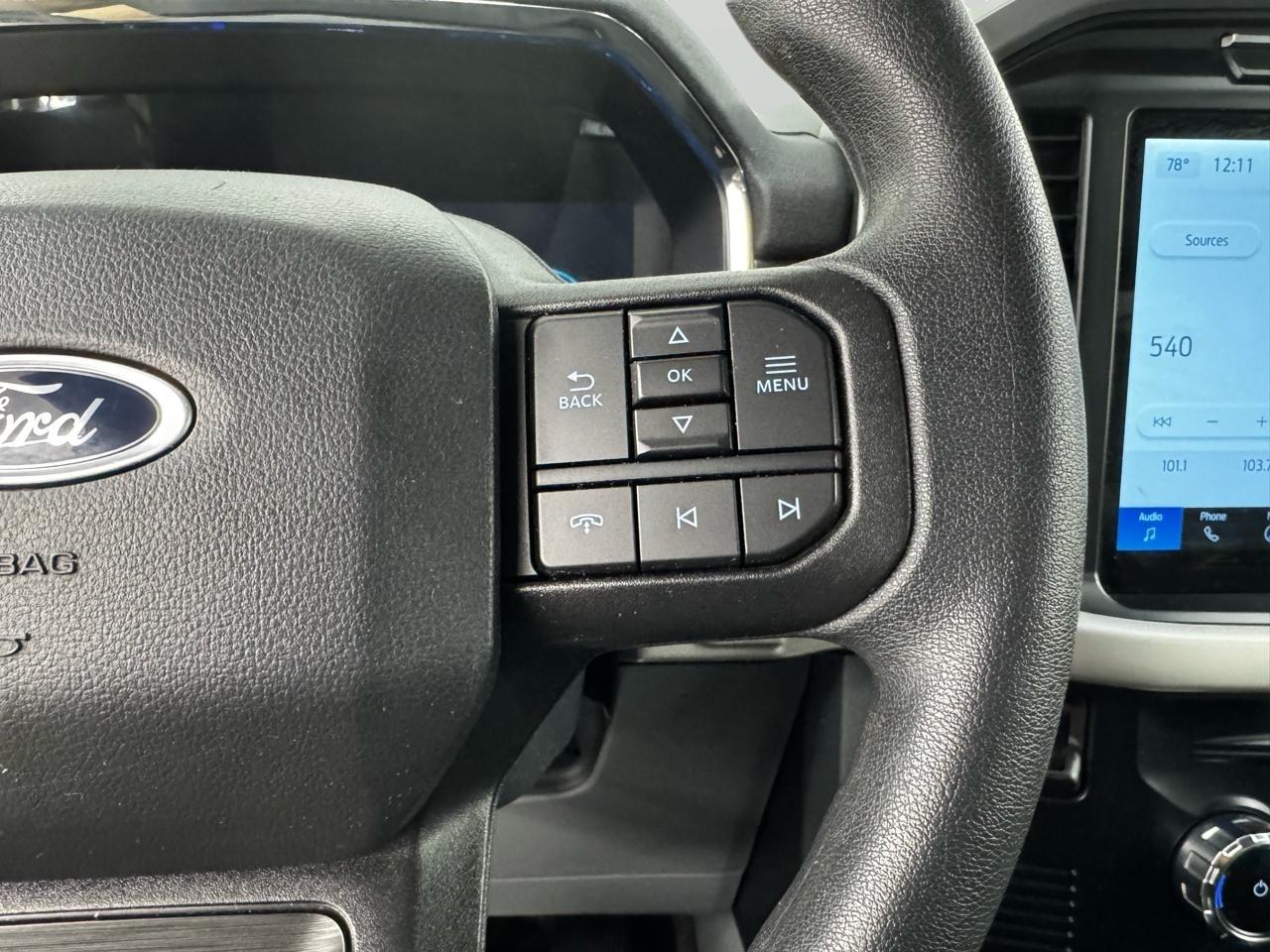 Ford F-150 Lightning LARIAT 4WD SuperCrew 5.5' Box 2022