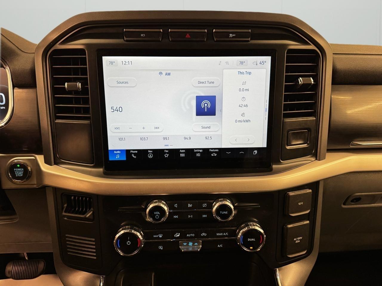 Ford F-150 Lightning LARIAT 4WD SuperCrew 5.5' Box 2022