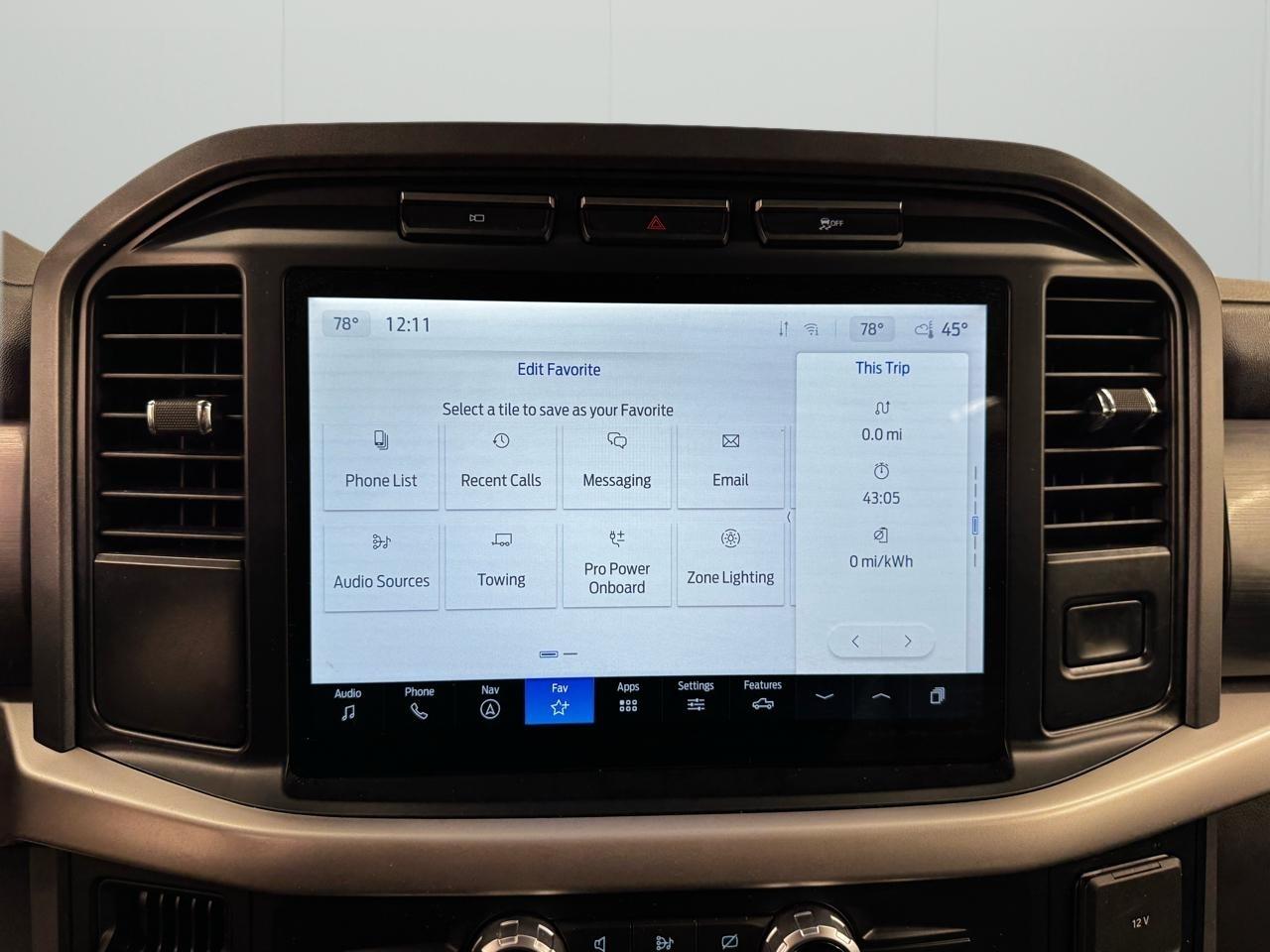 Ford F-150 Lightning LARIAT 4WD SuperCrew 5.5' Box 2022