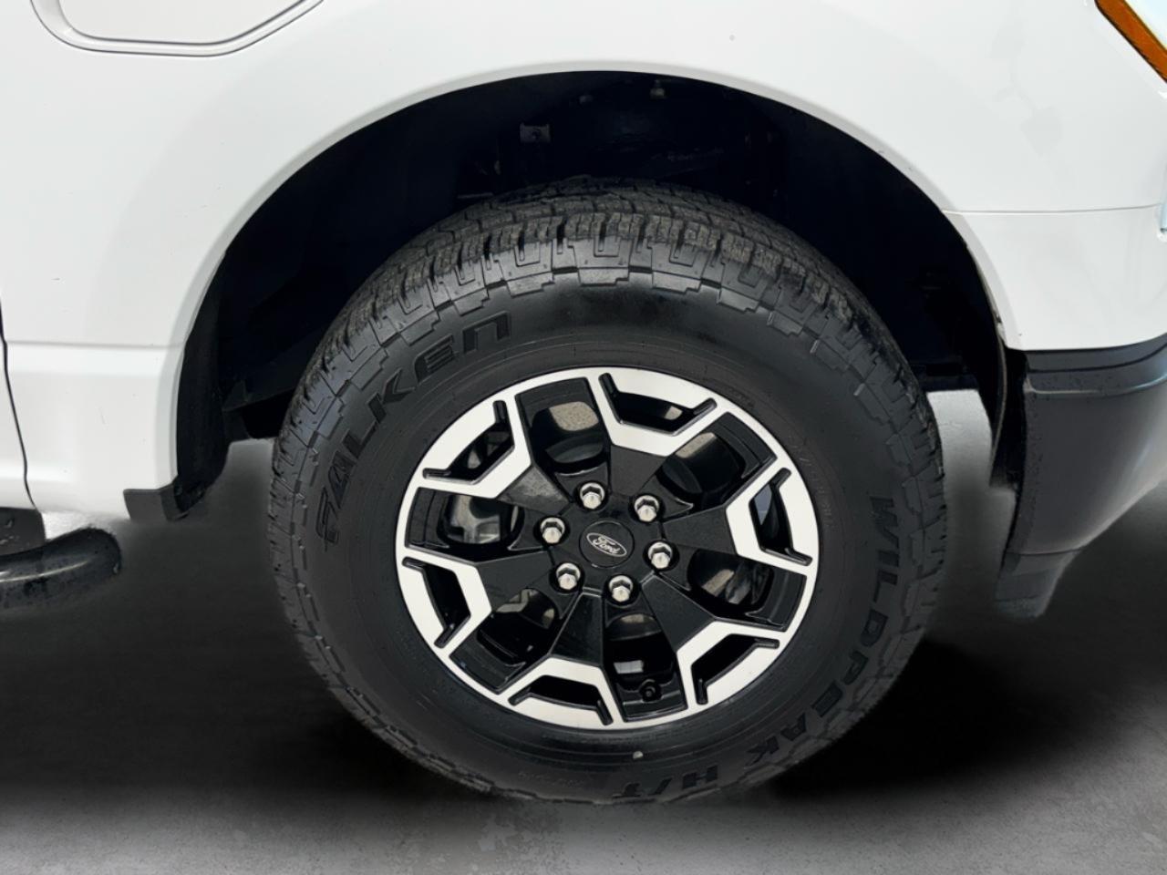 Ford F-150 Lightning LARIAT 4WD SuperCrew 5.5' Box 2022