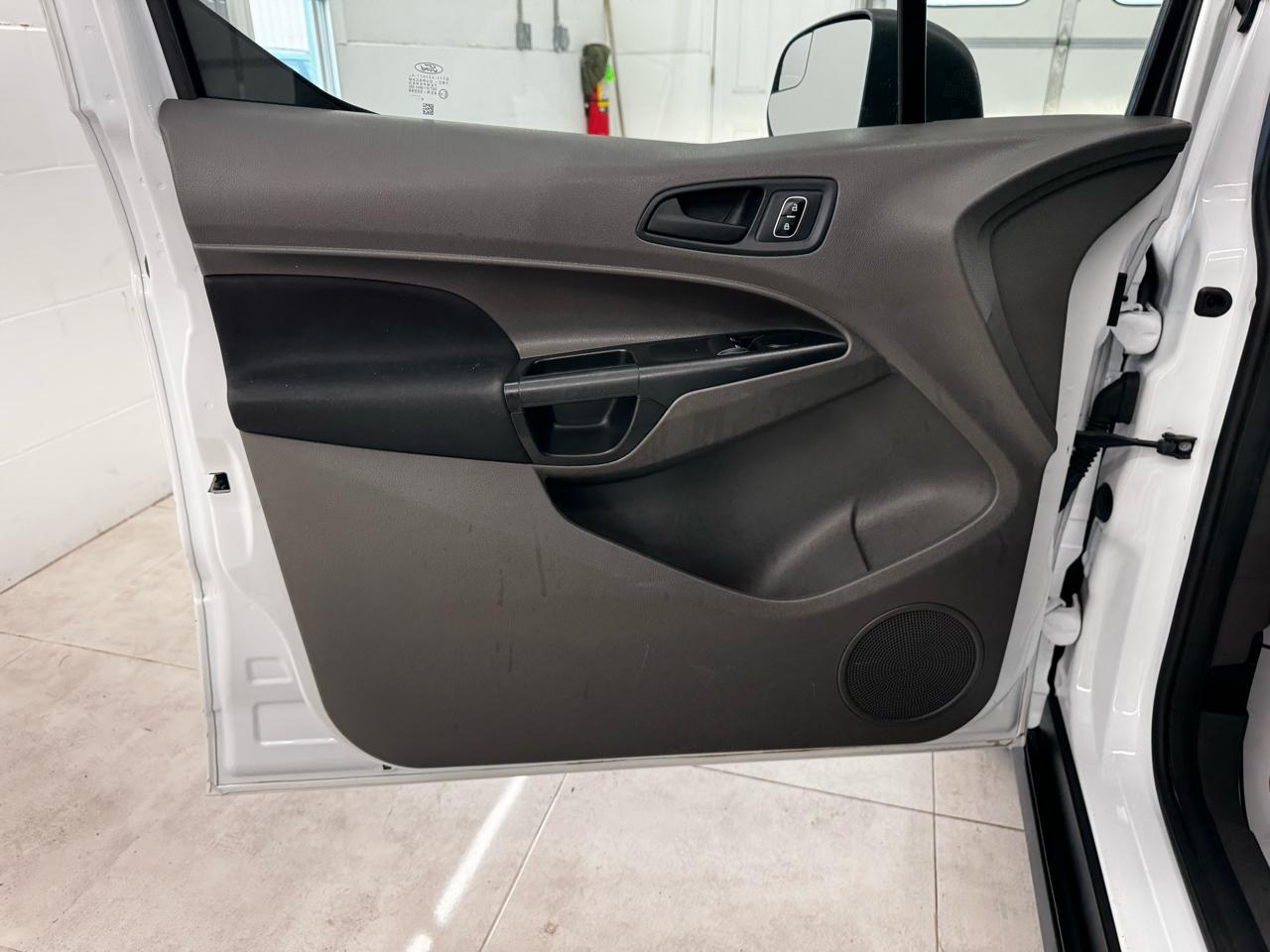 Ford Transit Connect Van XL LWB w/Rear Symmetrical Doors 2019