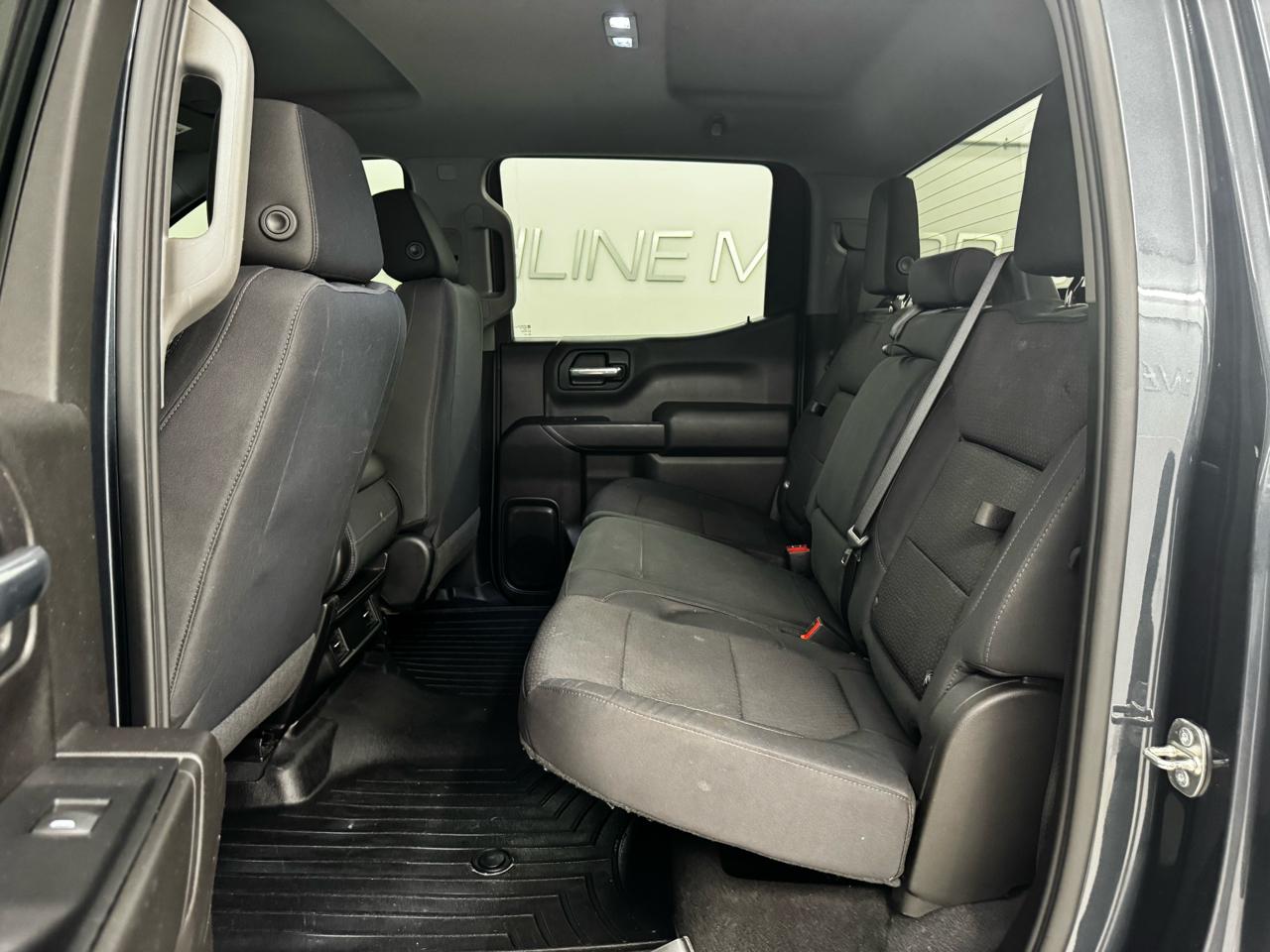 Chevrolet Silverado 1500 4WD Crew Cab 147" Custom Trail Boss 2019