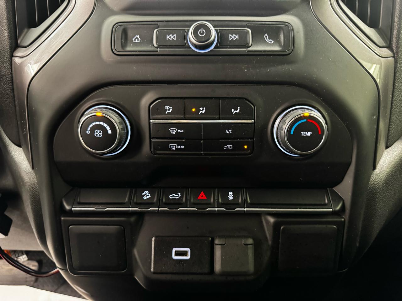 Chevrolet Silverado 1500 4WD Crew Cab 147" Custom Trail Boss 2019