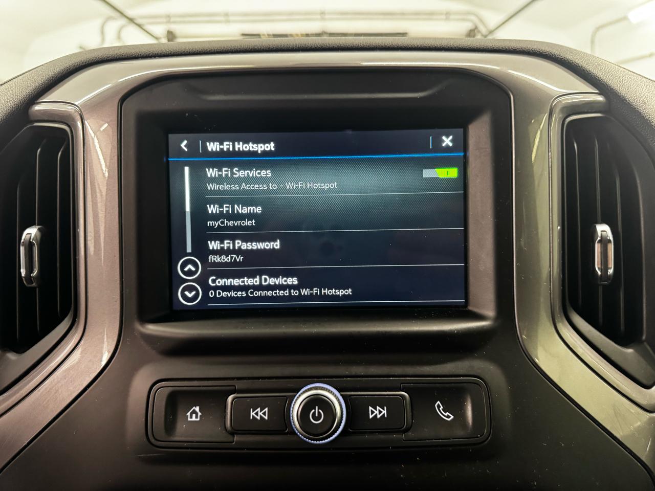 Chevrolet Silverado 1500 4WD Crew Cab 147" Custom Trail Boss 2019