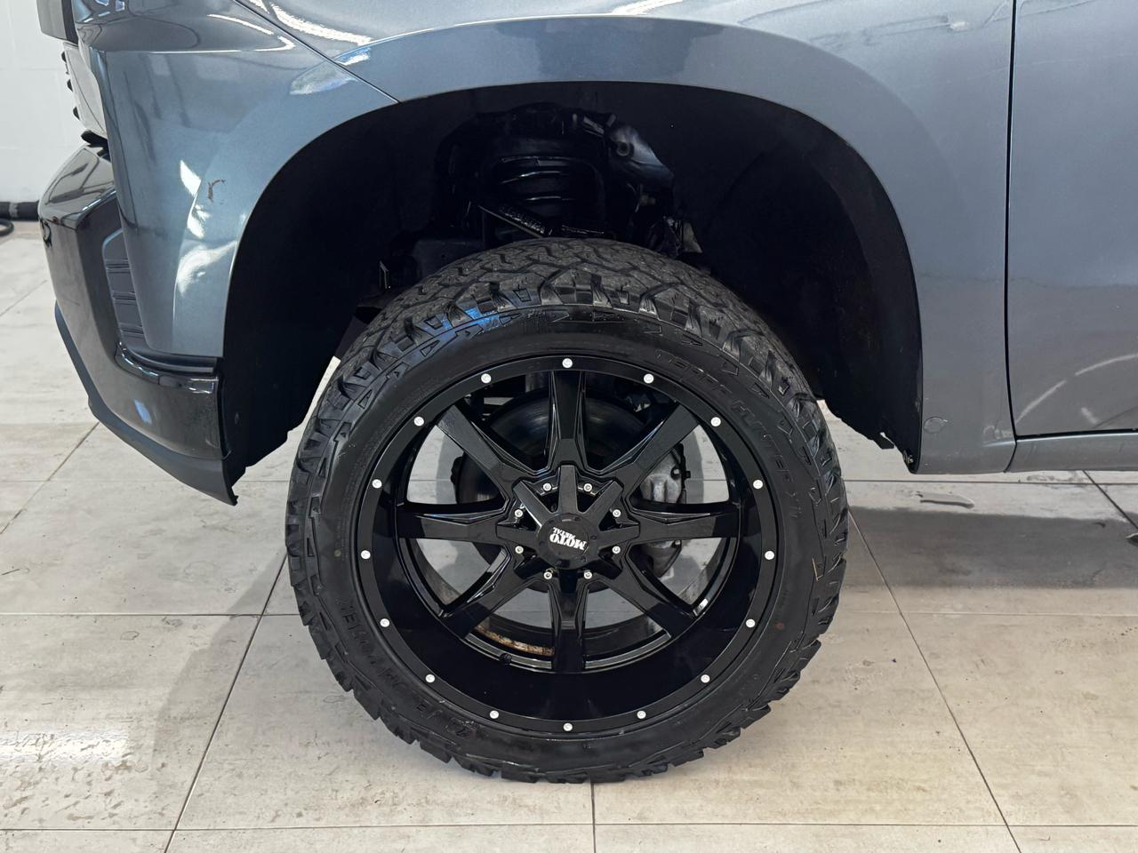 Chevrolet Silverado 1500 4WD Crew Cab 147" Custom Trail Boss 2019