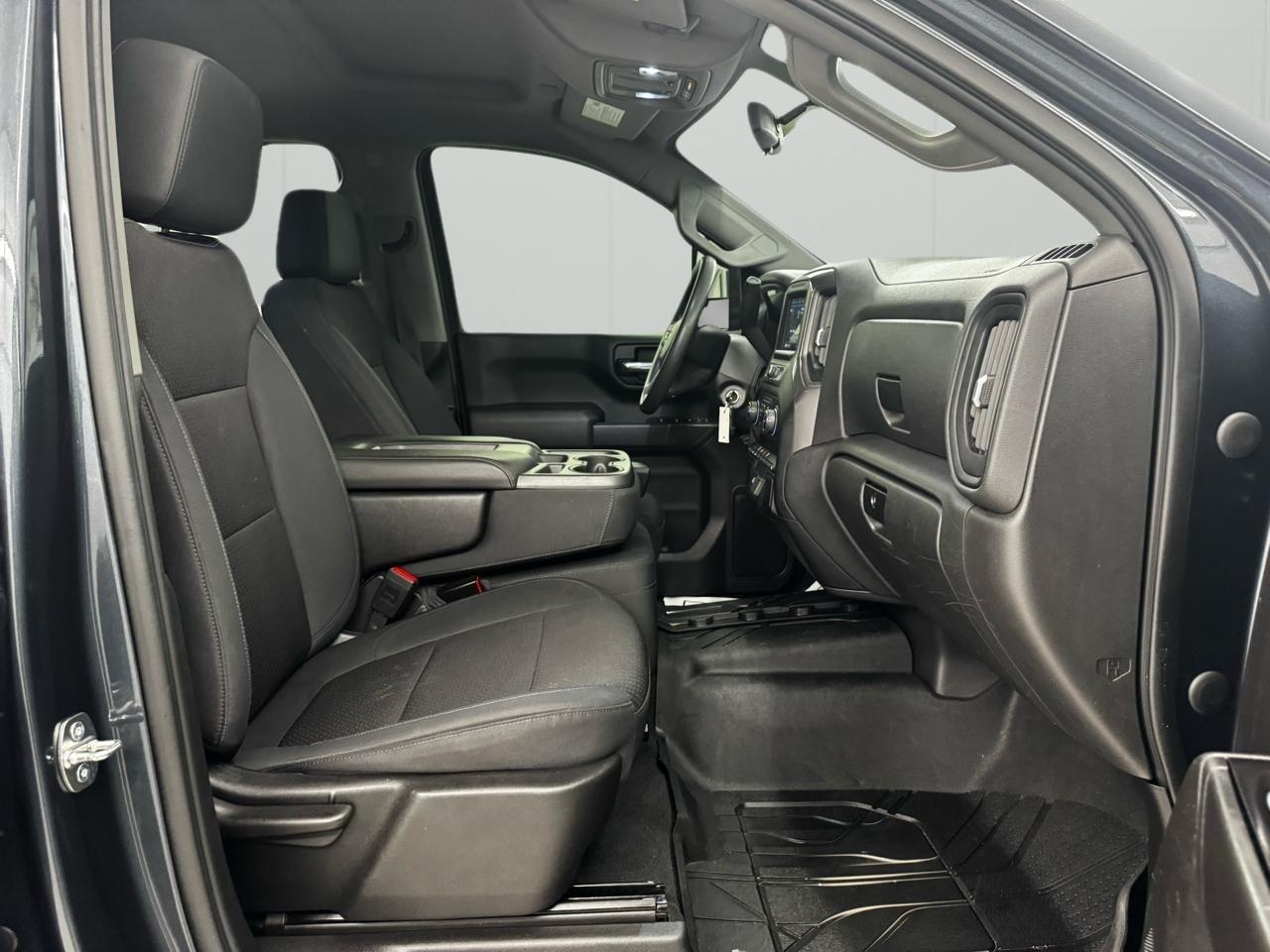 Chevrolet Silverado 1500 4WD Crew Cab 147" Custom Trail Boss 2019