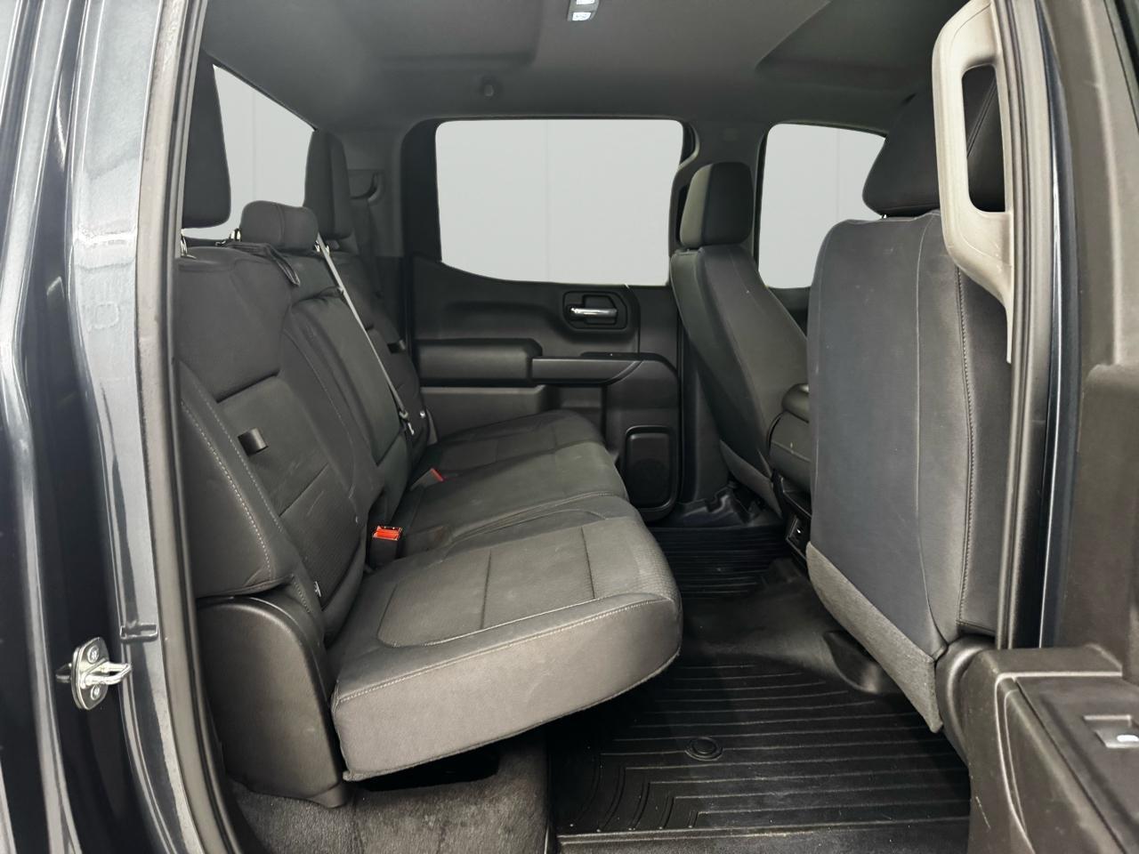 Chevrolet Silverado 1500 4WD Crew Cab 147" Custom Trail Boss 2019