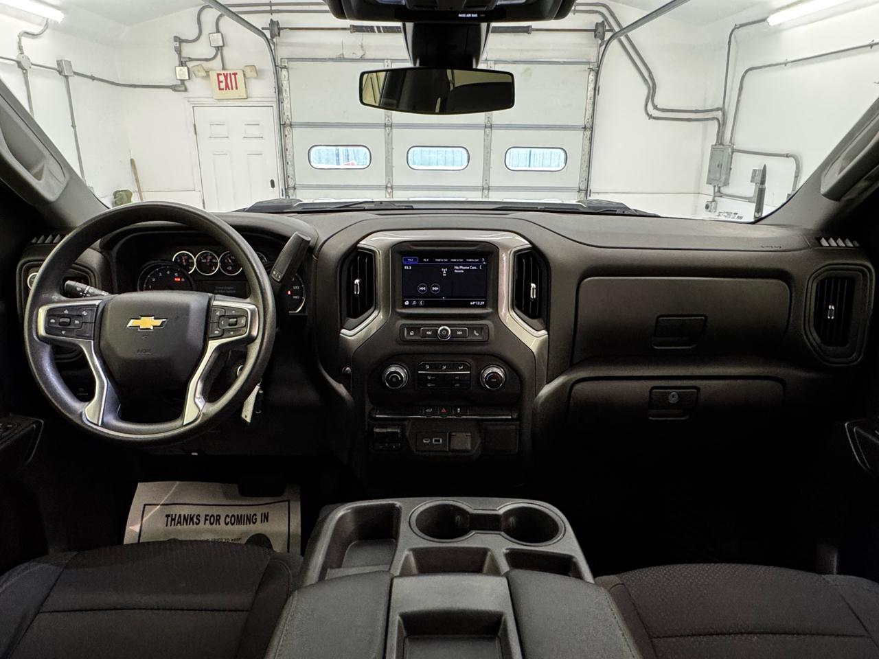 Chevrolet Silverado 2500HD 4WD Crew Cab 159" Custom 2022