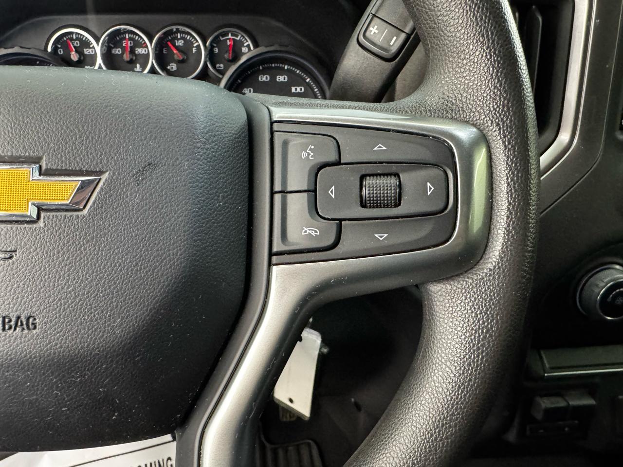 Chevrolet Silverado 2500HD 4WD Crew Cab 159" Custom 2022