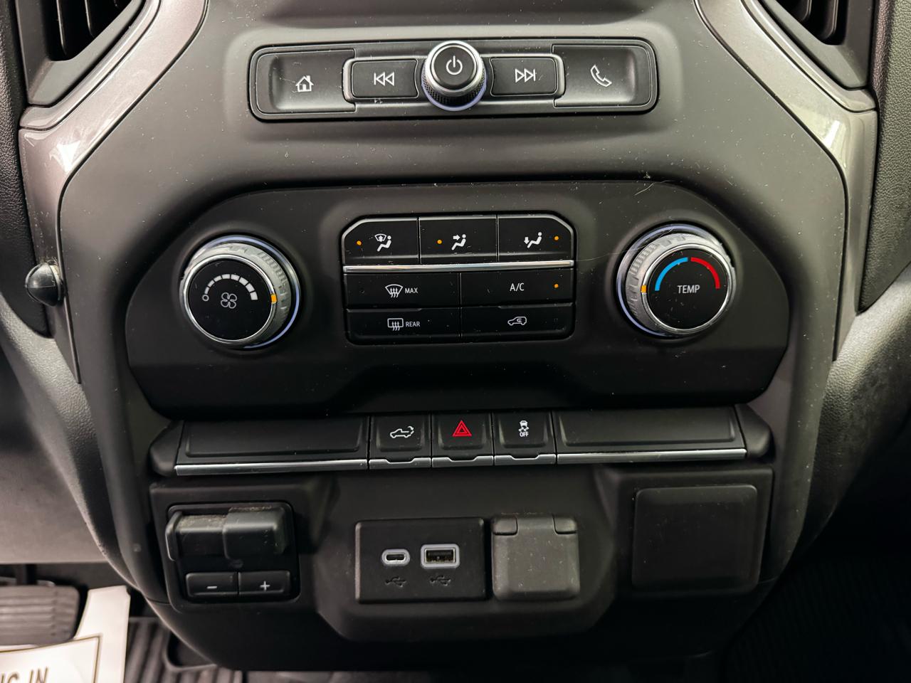 Chevrolet Silverado 2500HD 4WD Crew Cab 159" Custom 2022