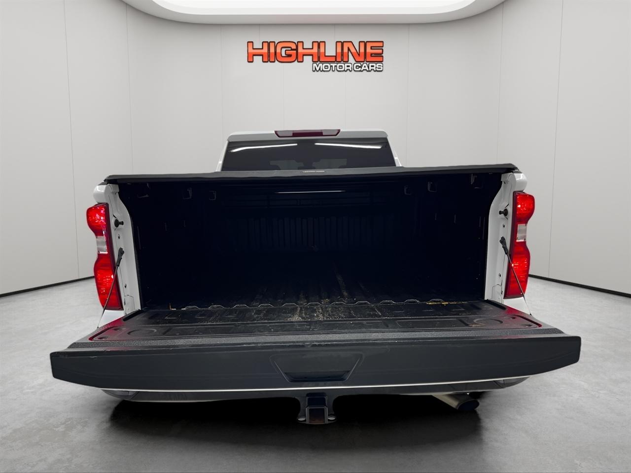 Chevrolet Silverado 2500HD 4WD Crew Cab 159" Custom 2022