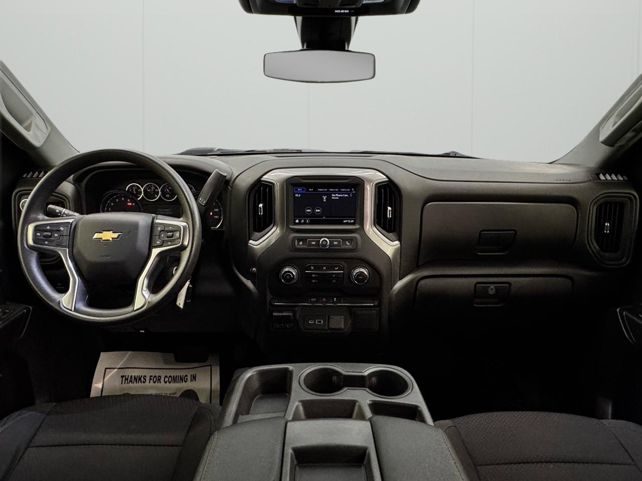 Chevrolet Silverado 2500HD 4WD Crew Cab 159" Custom 2022