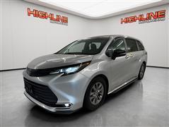 2022 Toyota Sienna 