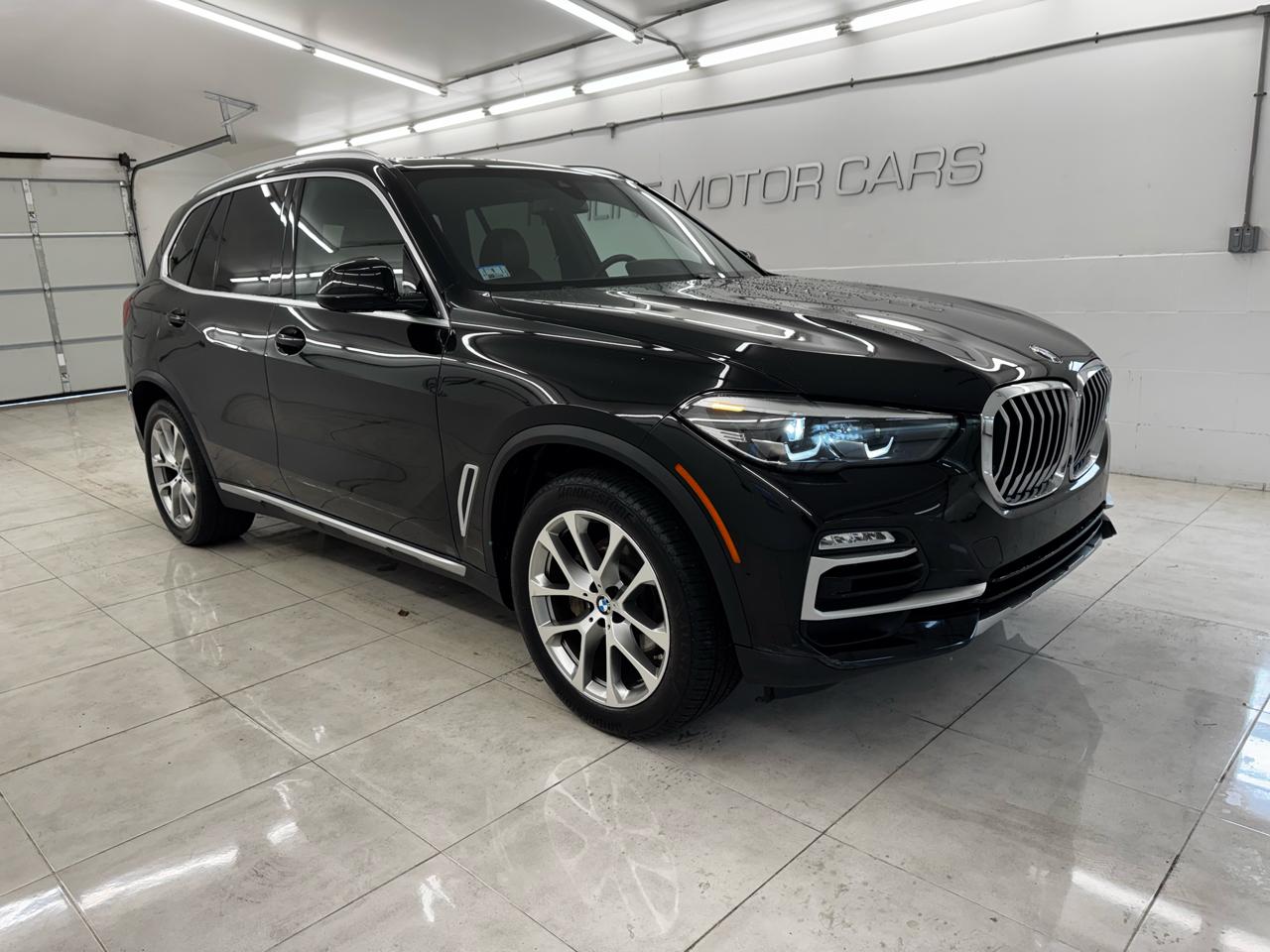 BMW X5 sDrive40i Sports Activity Vehicle 2020