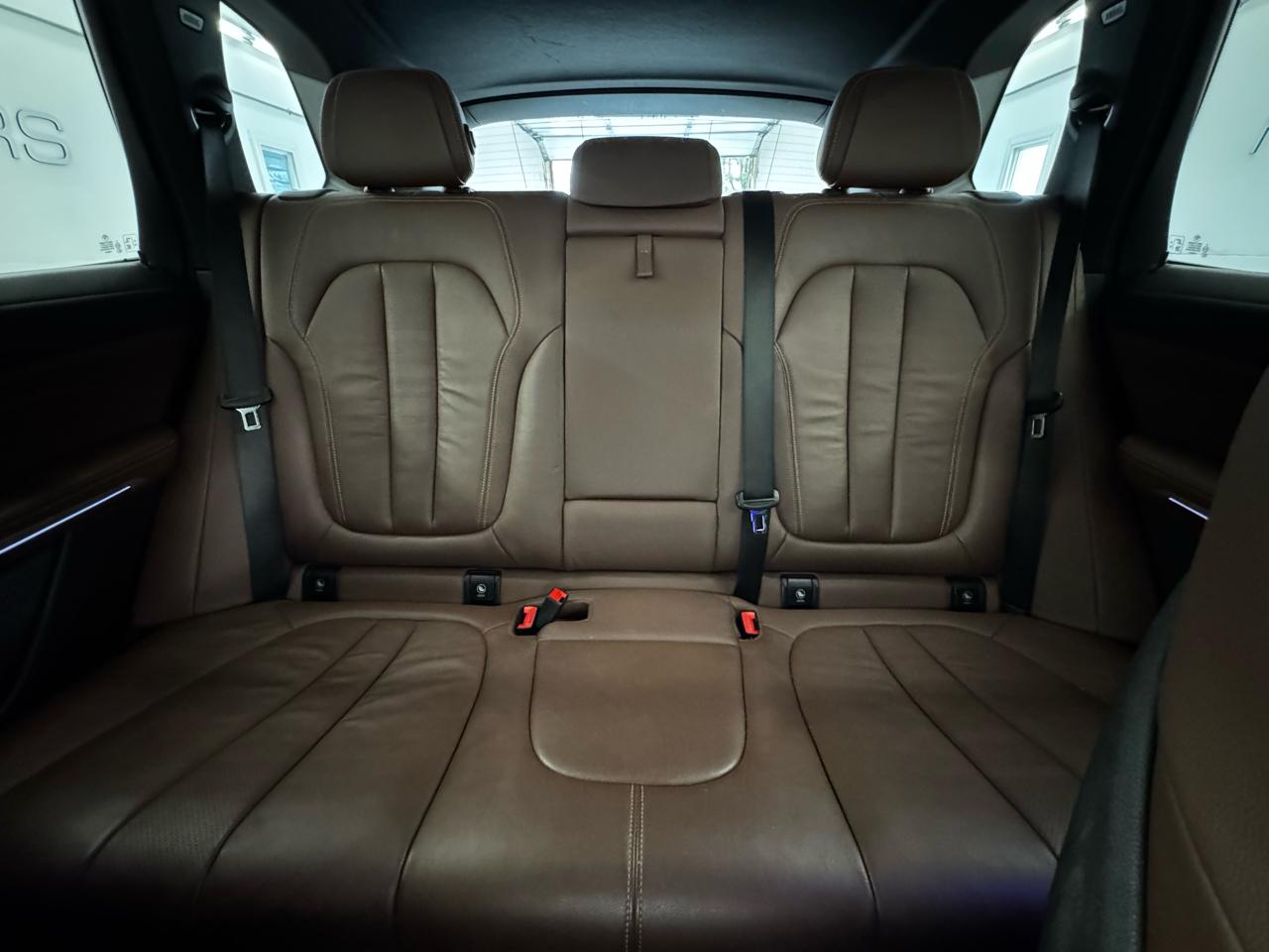 BMW X5 sDrive40i Sports Activity Vehicle 2020