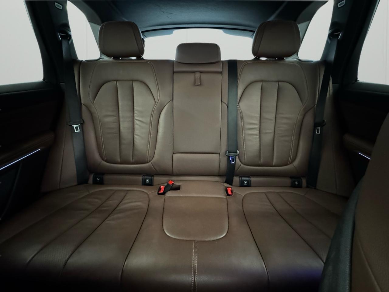 BMW X5 sDrive40i Sports Activity Vehicle 2020