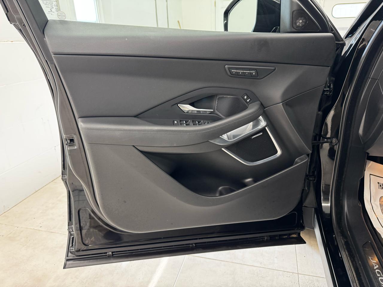 Jaguar E-Pace P250 AWD SE 2019