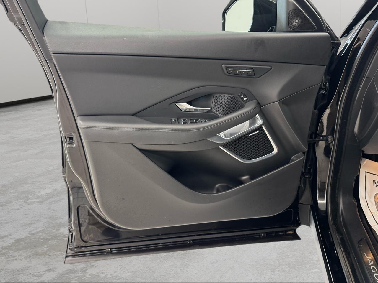 Jaguar E-Pace P250 AWD SE 2019