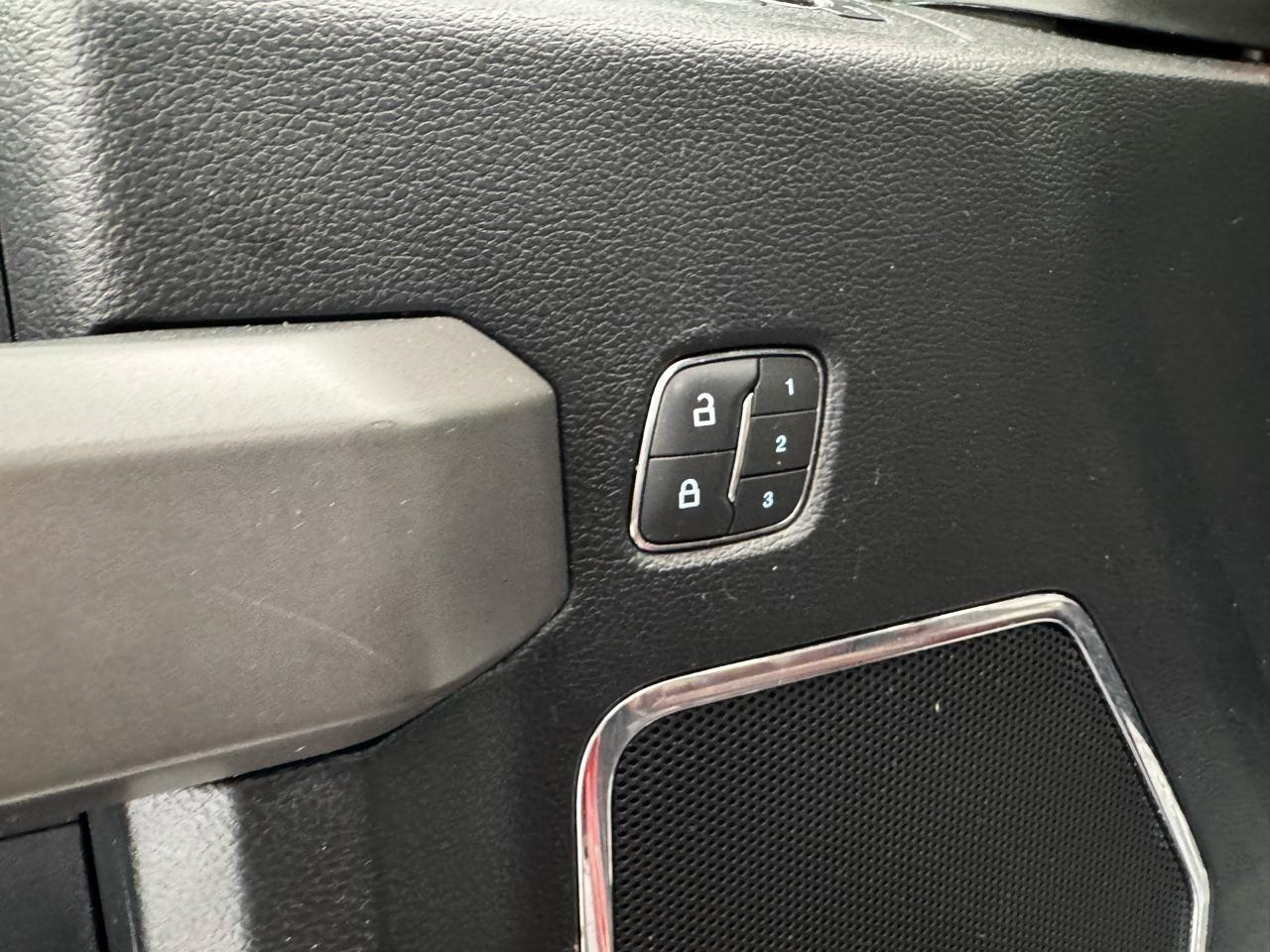 Ford F-150 Platinum 4WD SuperCrew 5.5' Box 2019