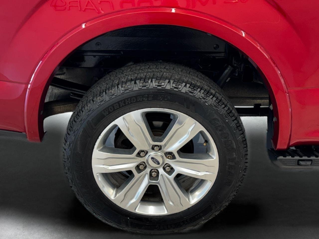 Ford F-150 Platinum 4WD SuperCrew 5.5' Box 2019