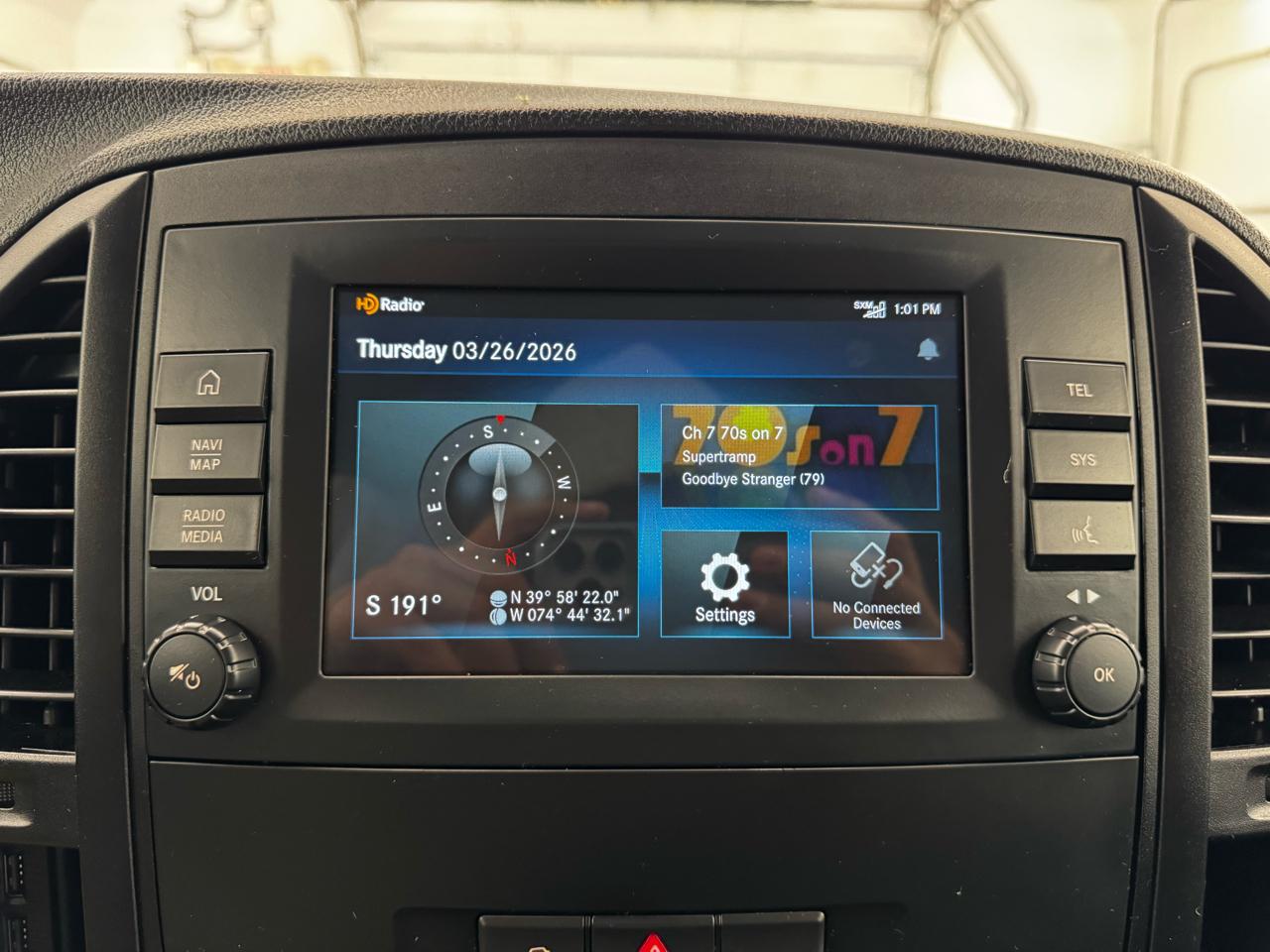 Mercedes-Benz Metris Cargo Van Standard Roof 135" Wheelbase 2022