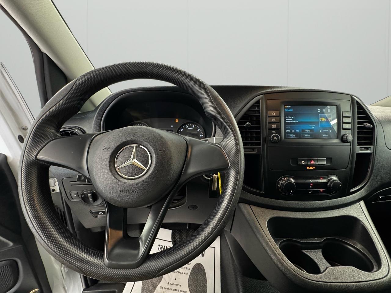 Mercedes-Benz Metris Cargo Van Standard Roof 135" Wheelbase 2022