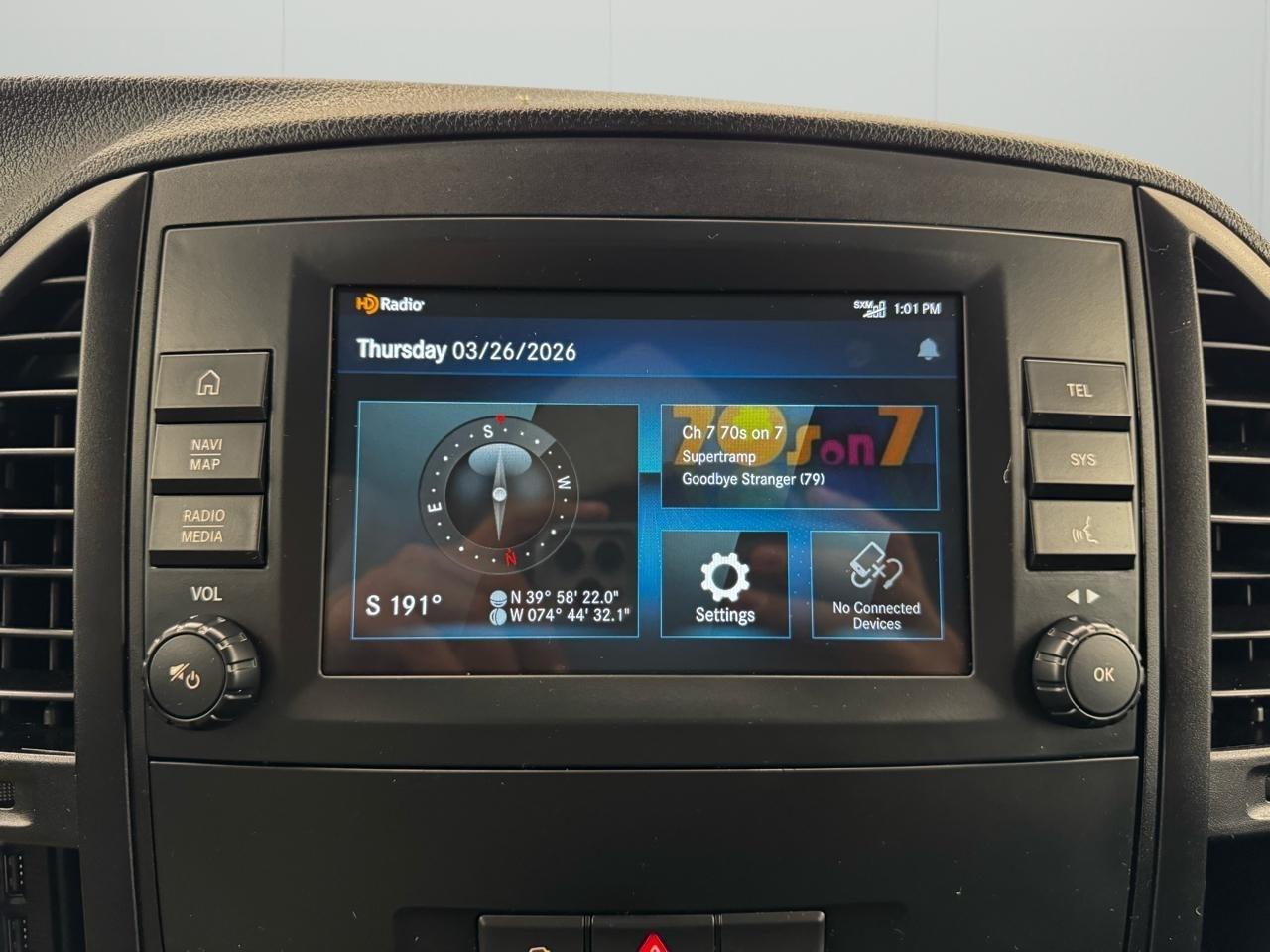 Mercedes-Benz Metris Cargo Van Standard Roof 135" Wheelbase 2022