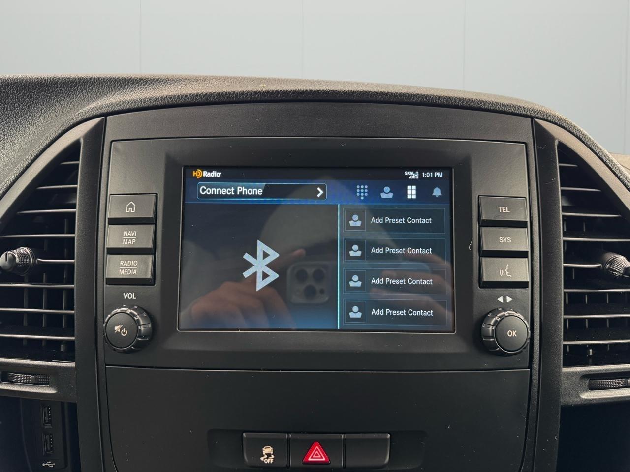 Mercedes-Benz Metris Cargo Van Standard Roof 135" Wheelbase 2022