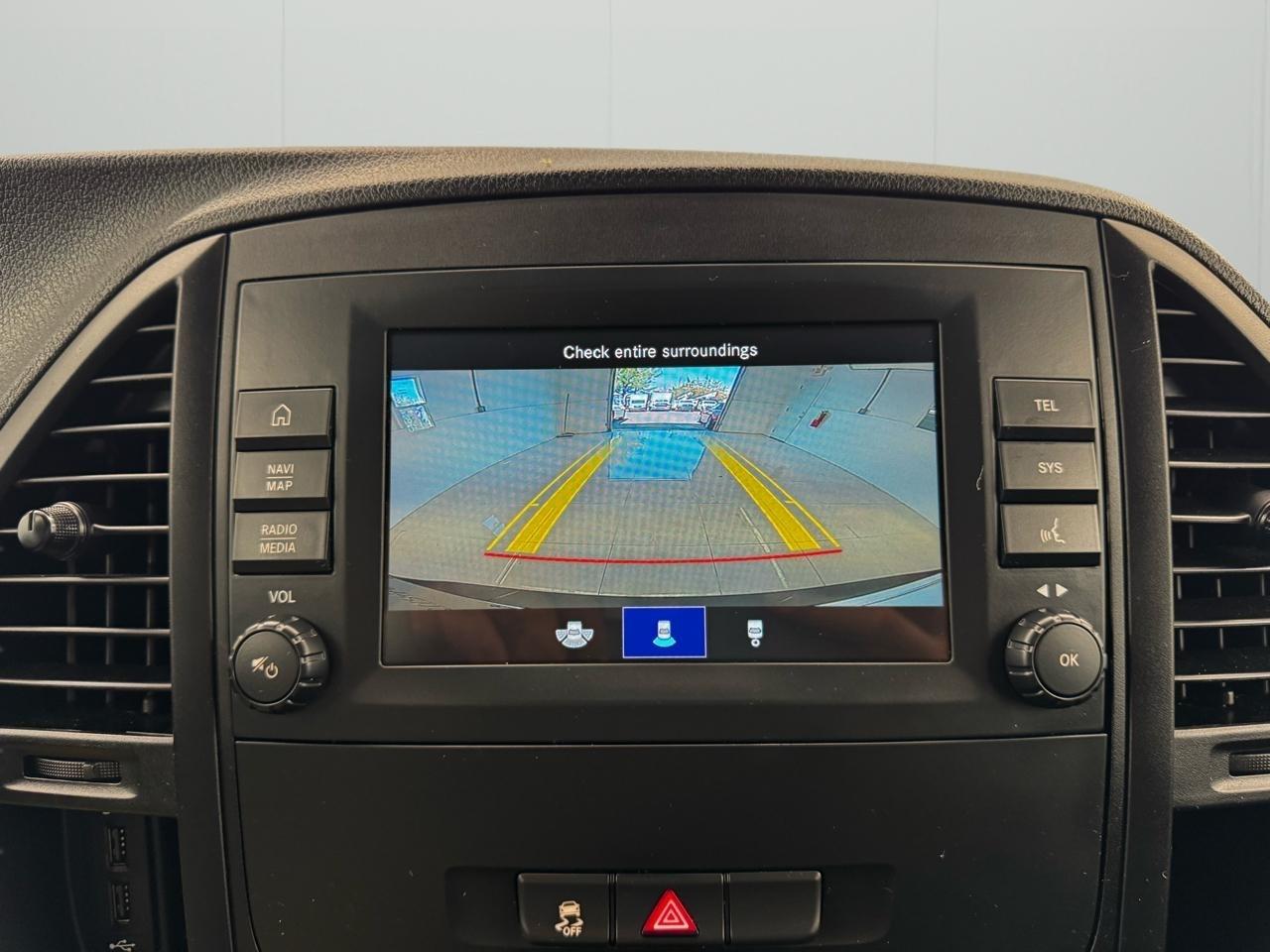 Mercedes-Benz Metris Cargo Van Standard Roof 135" Wheelbase 2022