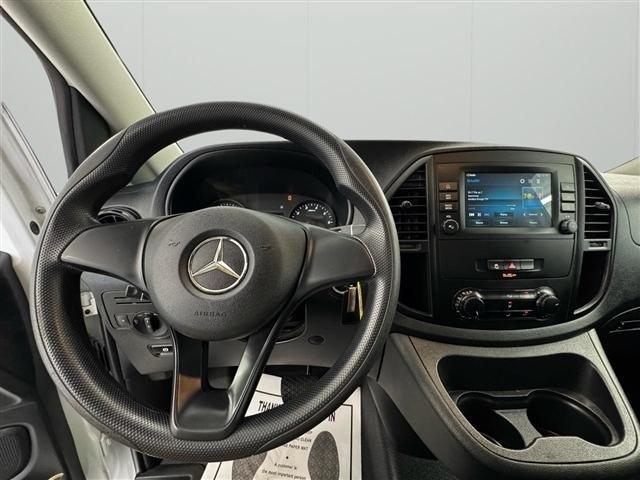 Mercedes-Benz Metris Cargo Van Standard Roof 135" Wheelbase 2022