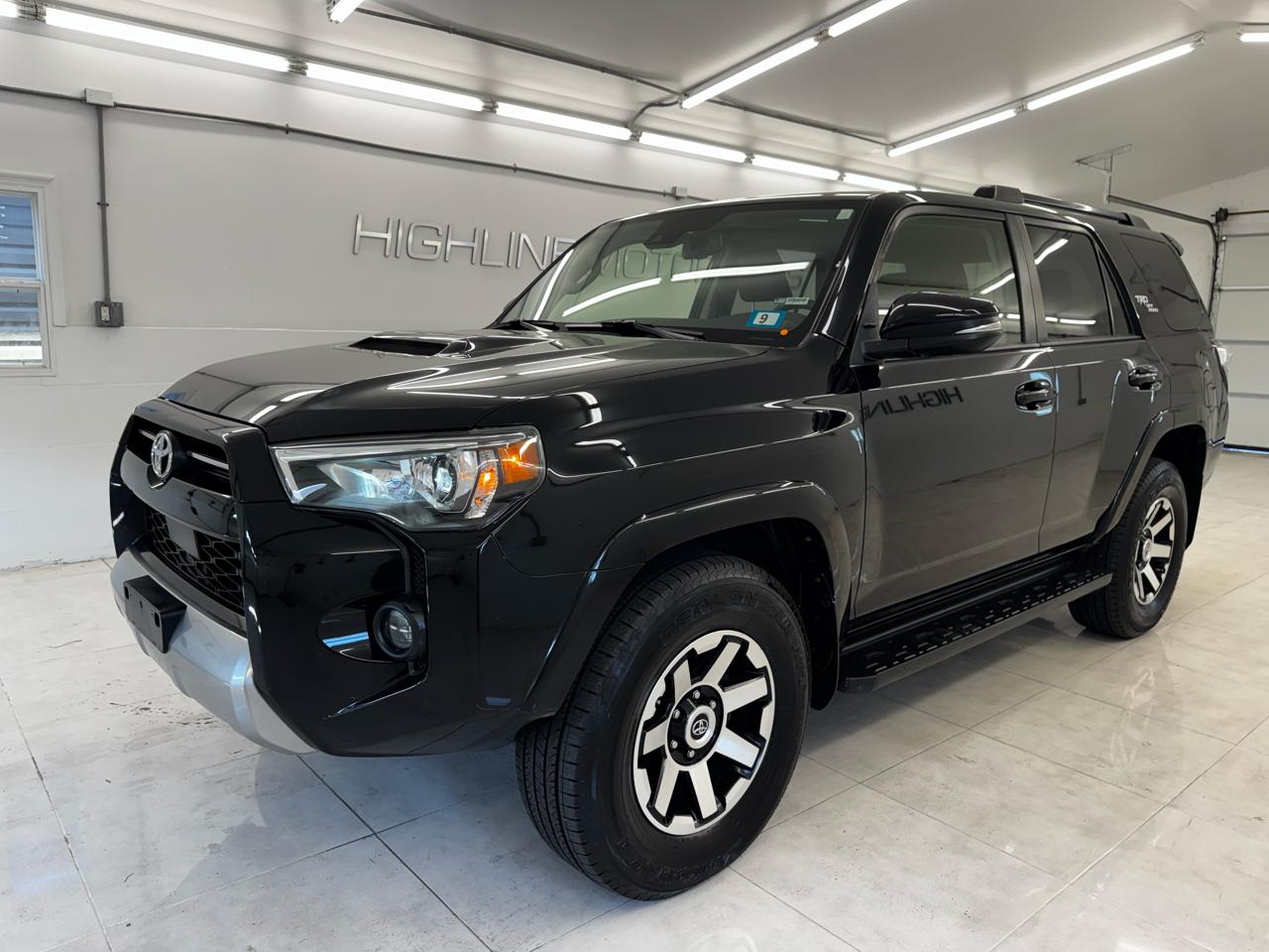 Toyota 4Runner TRD Off Road Premium 4WD (Natl) 2021
