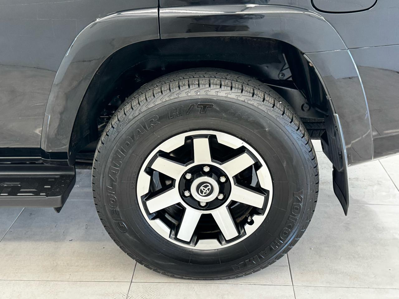 Toyota 4Runner TRD Off Road Premium 4WD (Natl) 2021