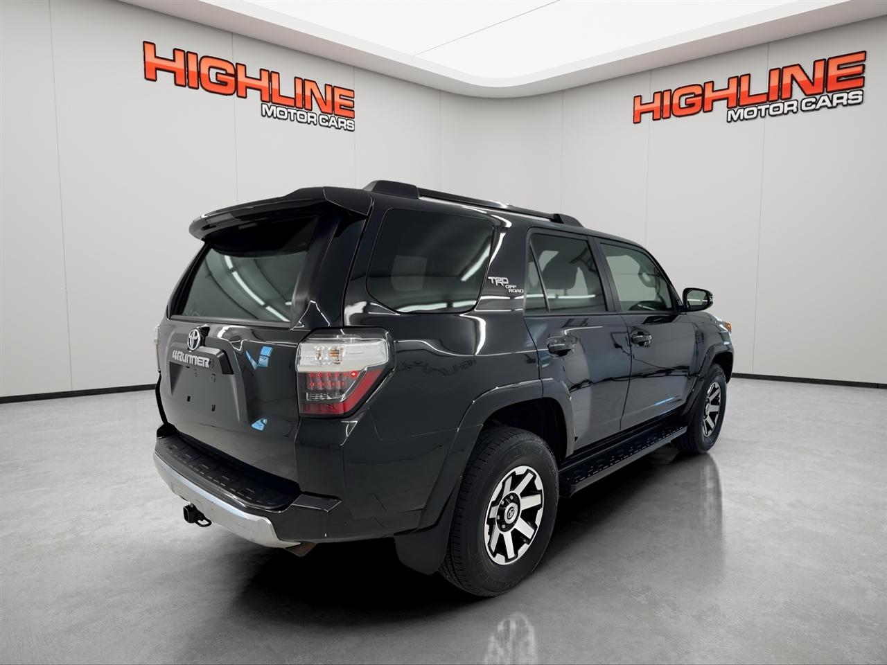 Toyota 4Runner TRD Off Road Premium 4WD (Natl) 2021